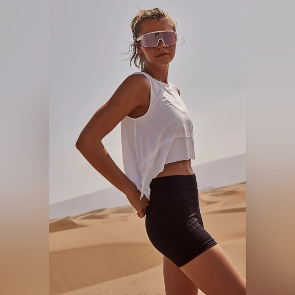 Free People Prajna Shorts Black Size M/L yoga athletic bottoms - Picture 2 of 12